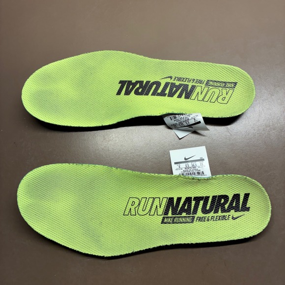 Nike Free RN Flyknit runnatural running shoes sneakers W 6 Black w stripes - Picture 2 of 7